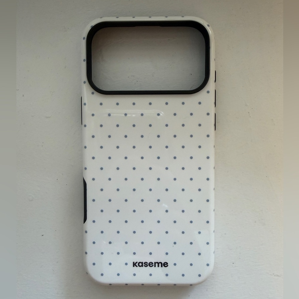 Kaseme White Polka Dot Protective Phone Case - iPhone 17 Pro Max